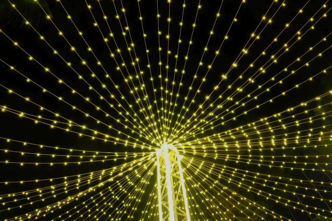 建筑亮化工程中LED洗墙灯选型要点与光效对比分析