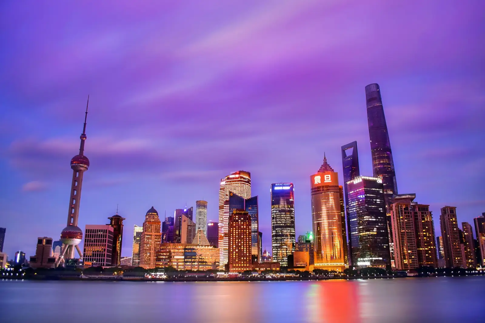城市地标夜景工程照明设计要点与灯具配光技术要求