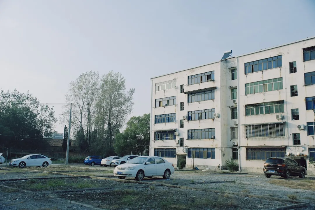 建筑亮化工程中LED洗墙灯与点光源的选型搭配策略
