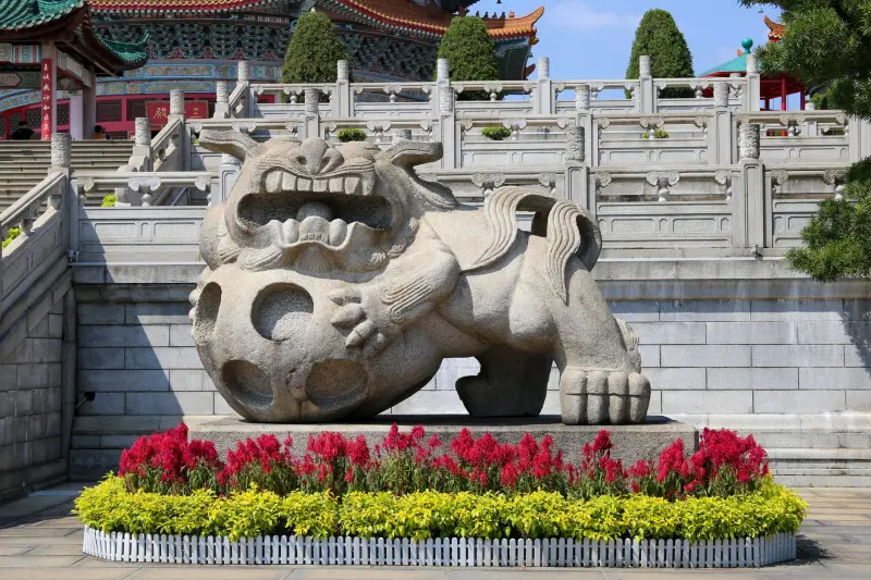 杭州明灯科技解析城市地标夜景照明工程的灯具配置要点