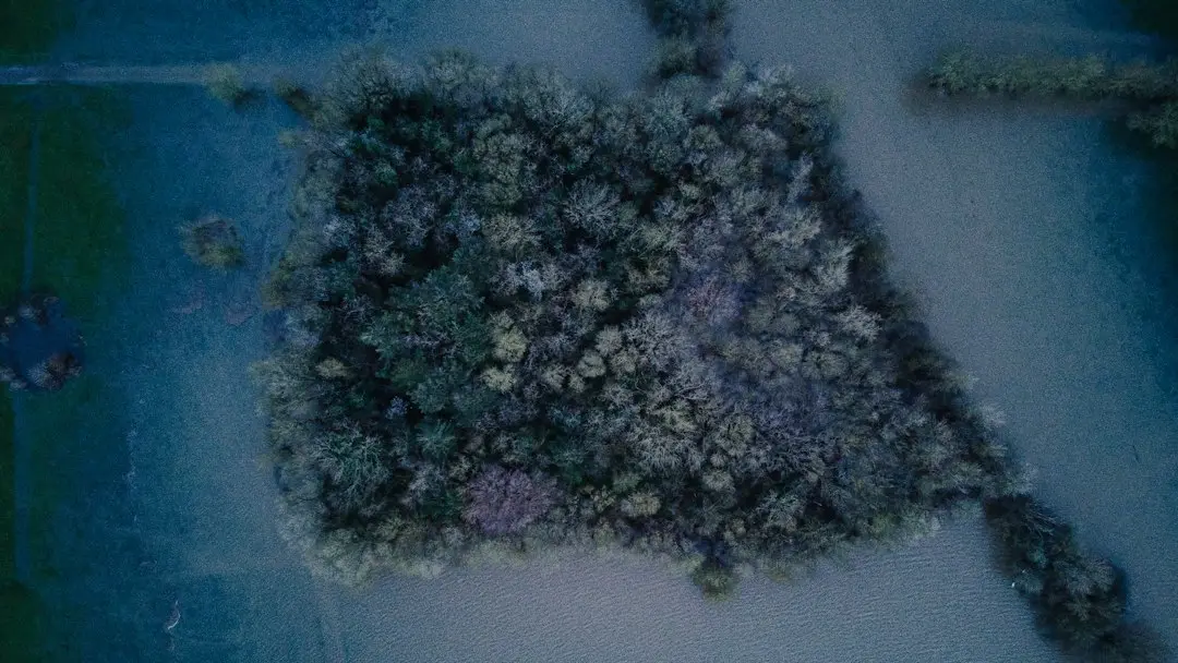 杭州明灯科技解析城市地标夜景照明工程的灯具配置要点
